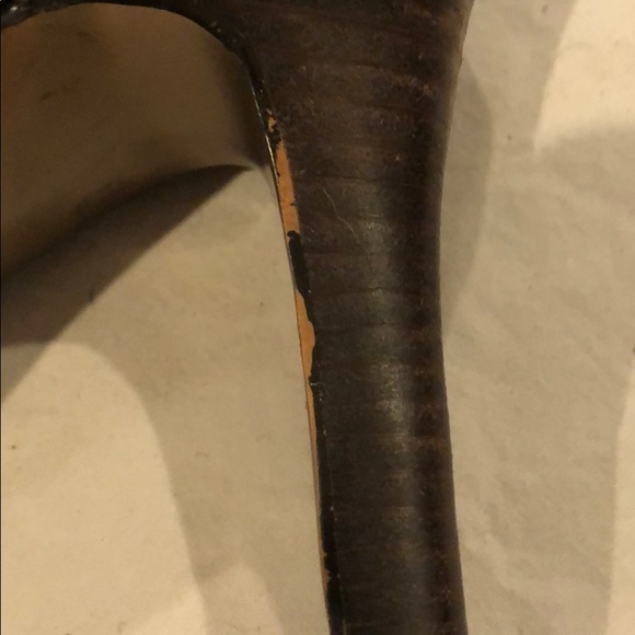 Tahari high heeled pumps, leather, size 9 - Picture 5 of 11